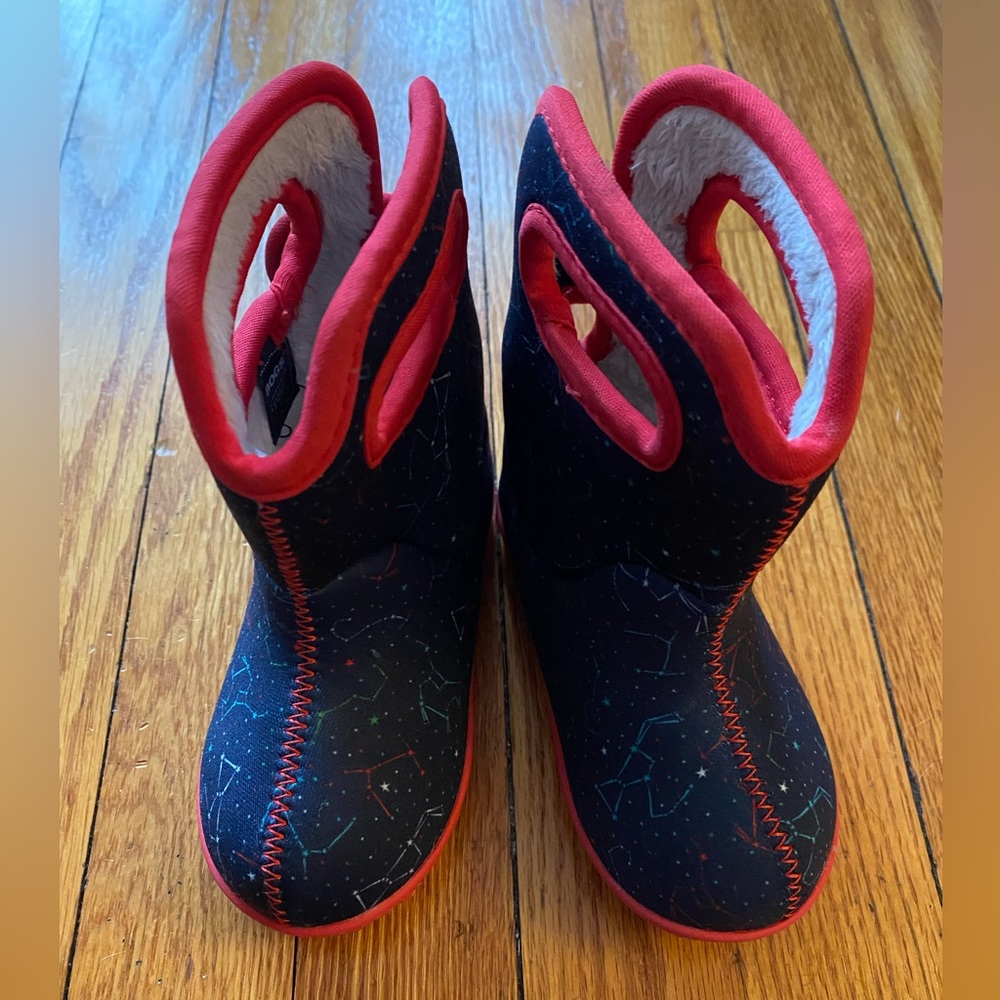 Baby Bogs II Boots in navy/Red constellation, size 6